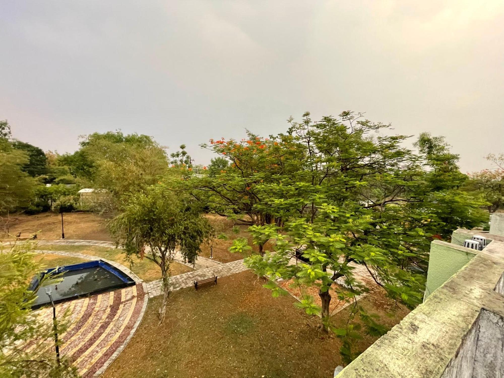 Samruddhi S1 Homestay Garden Villa Or S3 那格浦尔 外观 照片